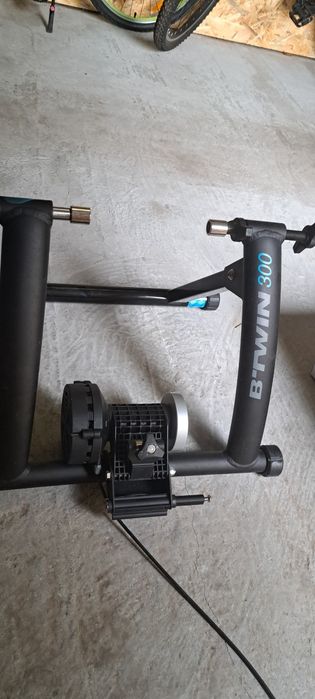 Trenażer Btwin 300