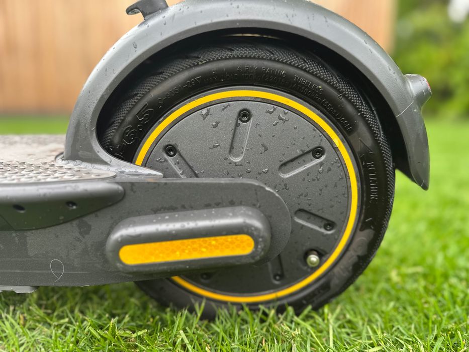 Hulajnoga elektryczna Segway Ninebot MAX G30 II – 65 km zasięgu.