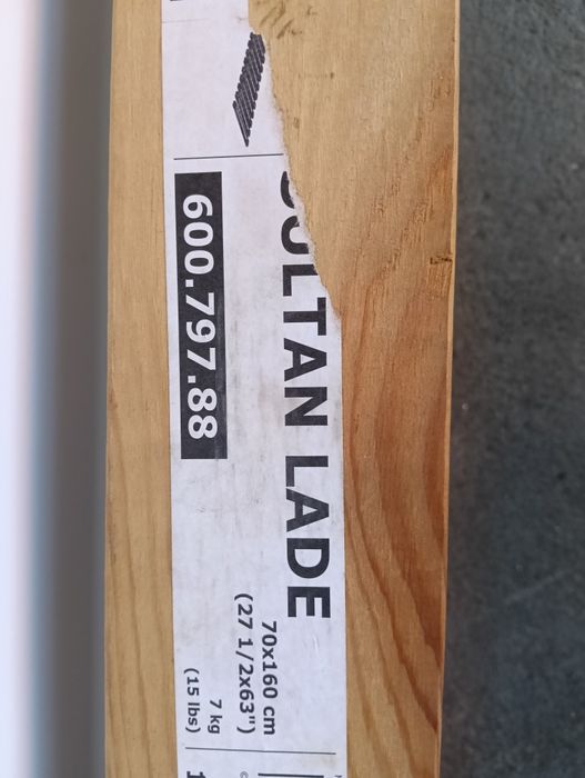 Cama de criança branca