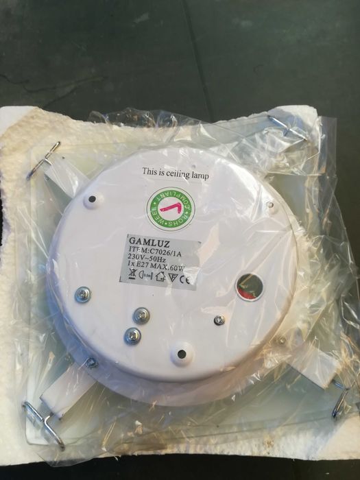 Candeeiros de parede ou tecto