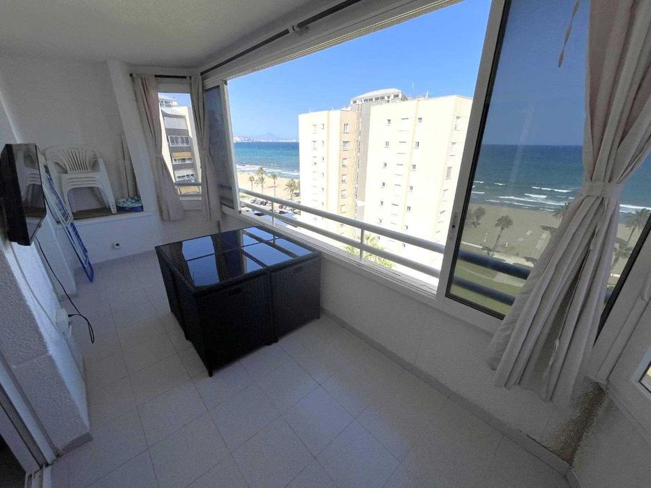 Первая линия! Квартира 85м2 в Аликанте, Испании, вид на море 219 000 €