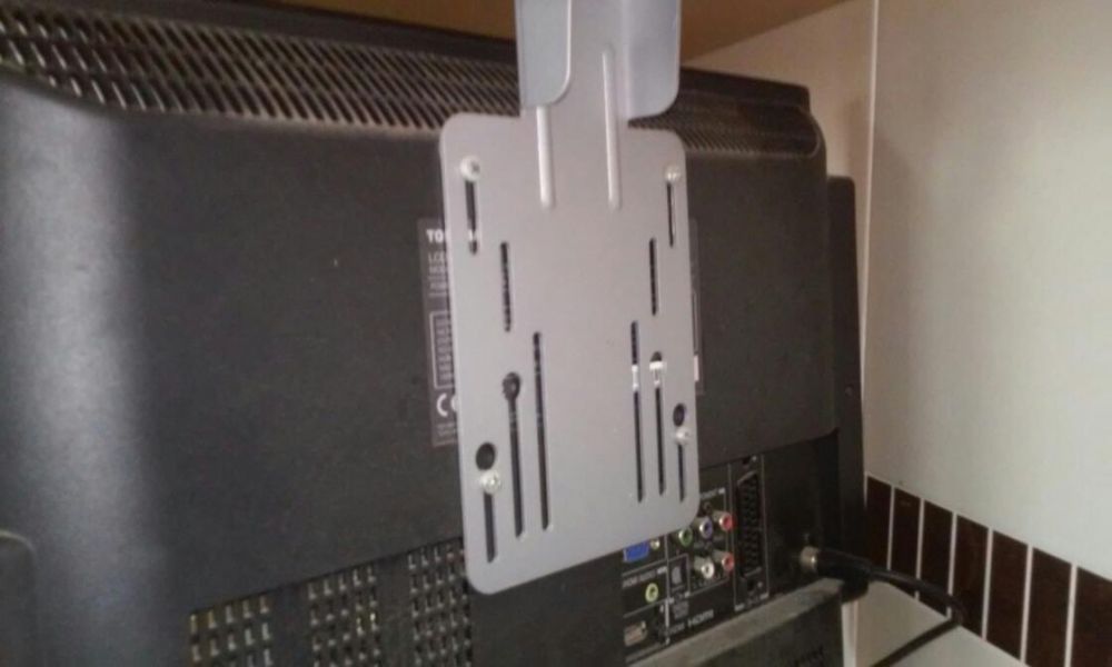 ASSEMBLY (LCD Mounts)423916673990010883