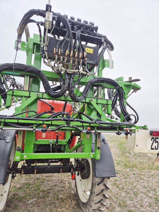 Opryskiwacz GPS seguip 7 sekcji 21m 3200l wlasna hydraulika pełna navi