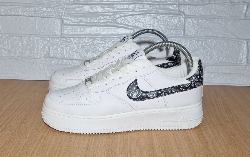 Кроссовки Nike Air Force (38 размер)