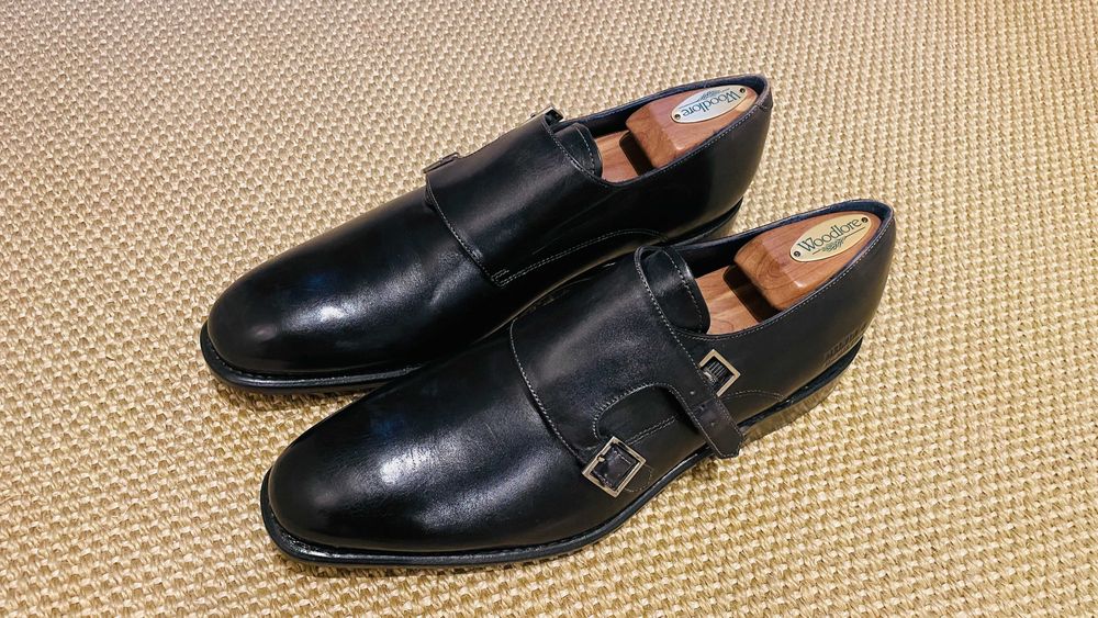 Novos sapatos masculinos com fivela dupla da Melvin & Hamilton
