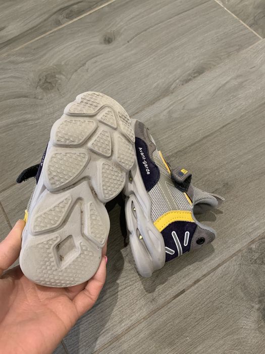 Кросівки хлопчик/дівчинка