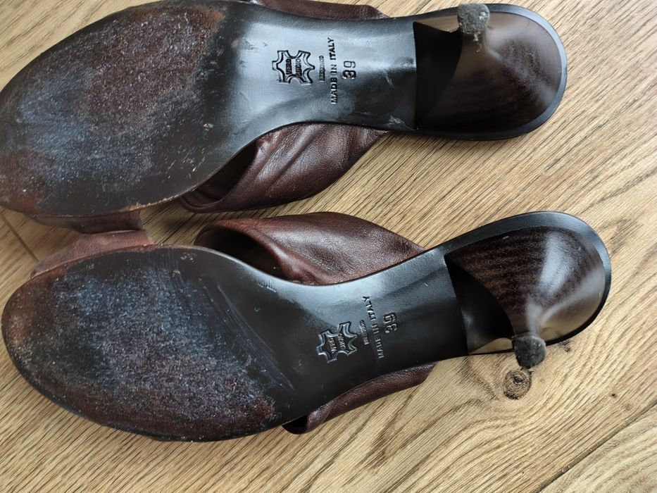 Klapki damskie na lato .