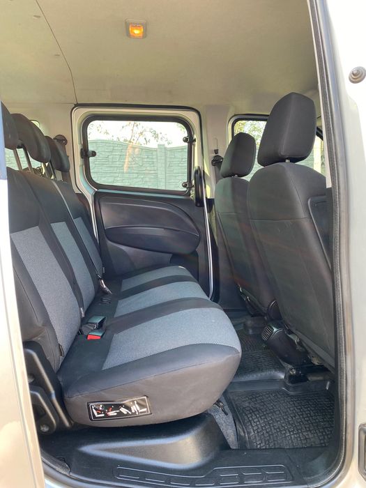 Fiat Doblo 2012 год,пассажир 7мест