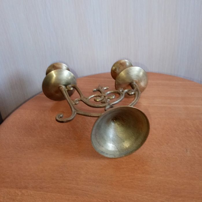 Dwuramienny świecznik 16,5 cm.