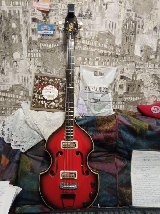 Бас гітара Орфей скрипка