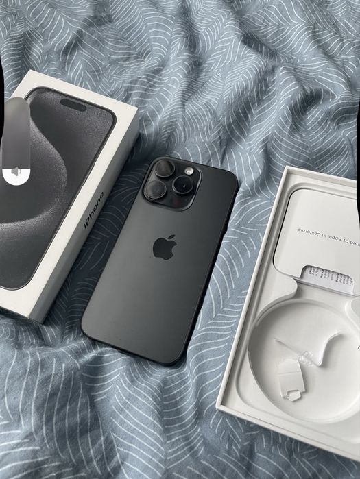 Iphone 15 pro Czrany