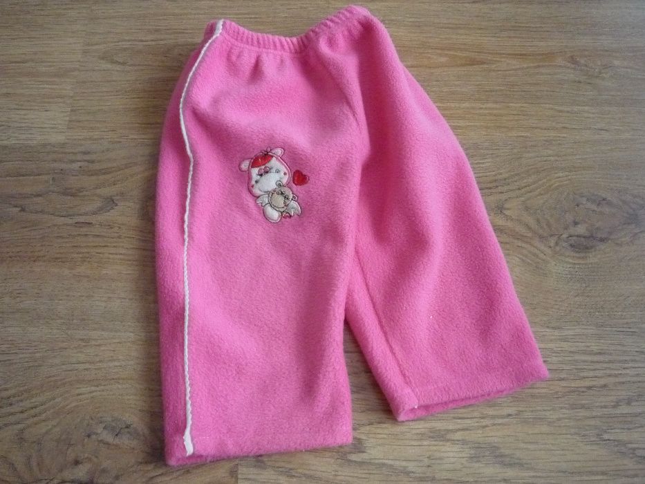 Polarowy dres dla dziewczynki