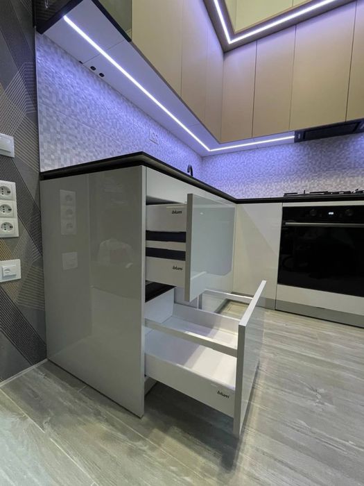 Меблі на замовлення мебель на заказ кухня шкаф стол купе гардероб