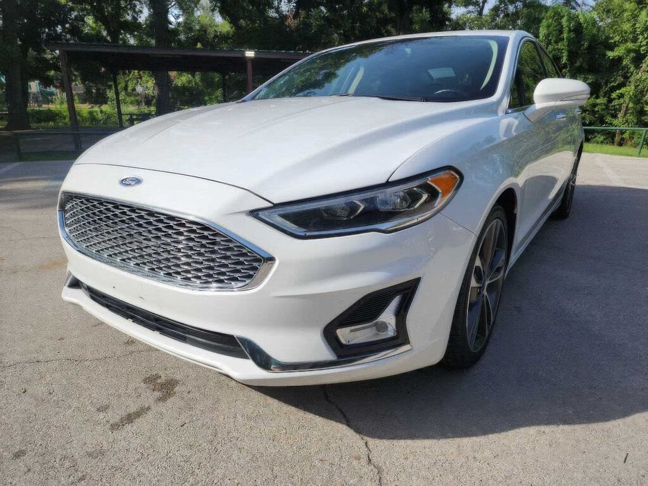 Ford Fusion Titanium      2019