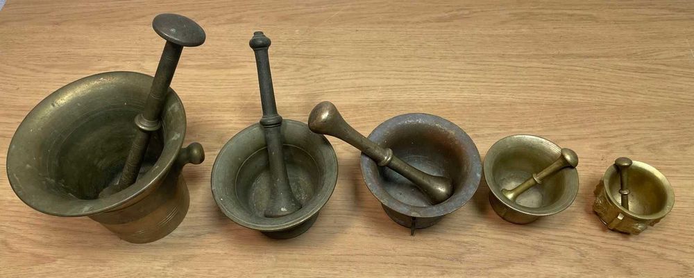 almofarizes e pilões de latão, colecionáveis ou antiguidades,