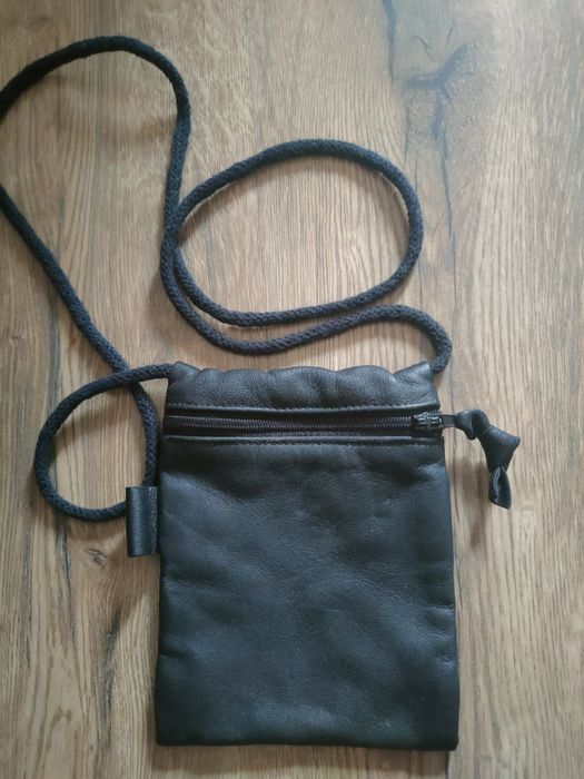 Etui saszetka na dokumenty,klucze,telefon  miękkie