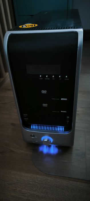 Komputer PC Intel Q8200 / 8GB RAM / GeForce 9800 GT