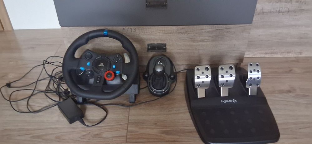 Kierownica logitech g29.