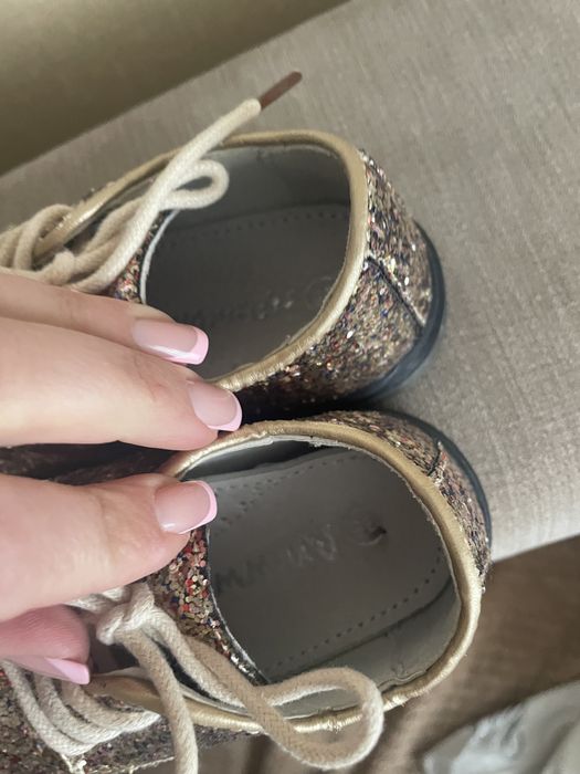 Туфлі apawwa на дівчинку, 25 розмір, блискучі