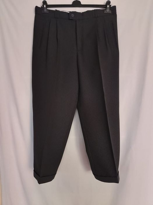 Nowe spodnie garniturowe roz 48