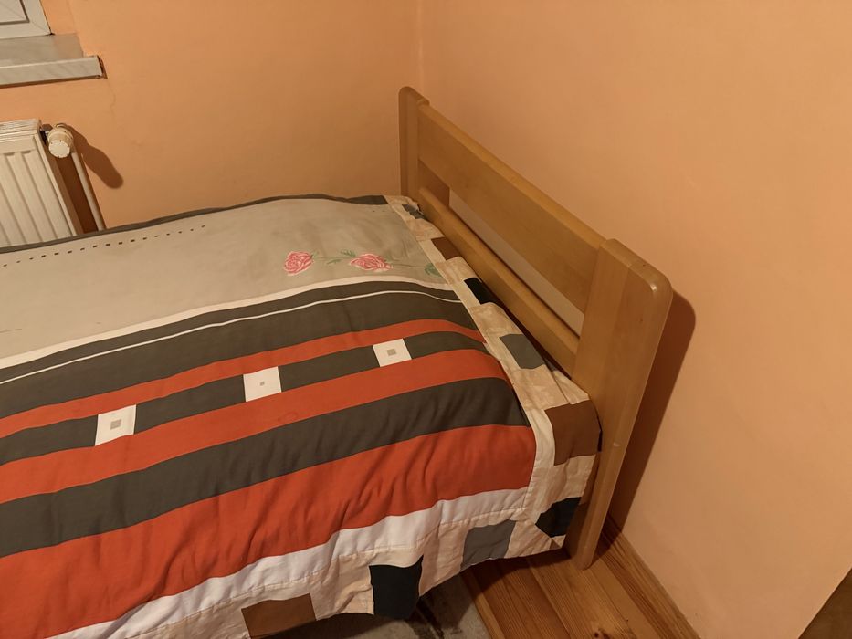 Łóżko 97 x 202 z materacem 90 x 200 x 16