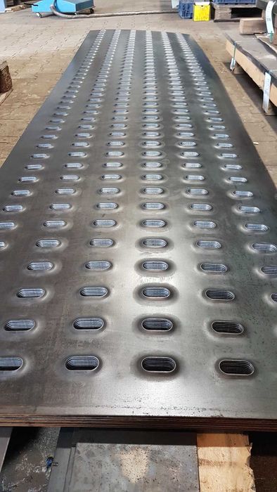 Blacha stalowa LOHR 625x2500/3000x3 mm laweta , pomoc drogowa.