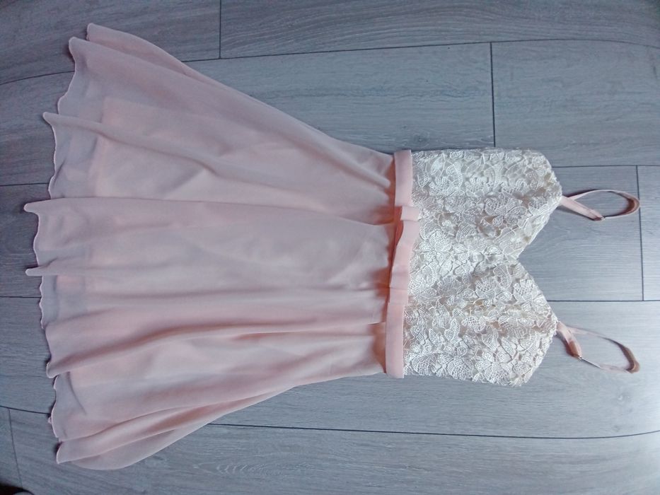 Sukienka na ramiączkach rozm M