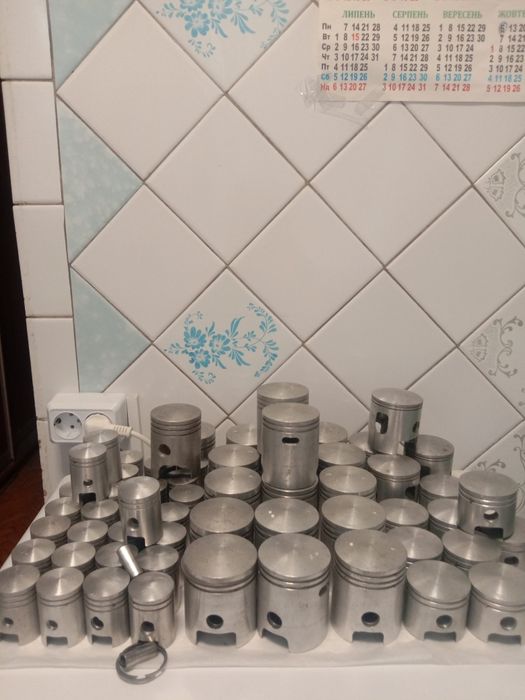 Поршня и кольца Карпаты,Муравей, Минск, Восход,Верховина,Урал ,Крот