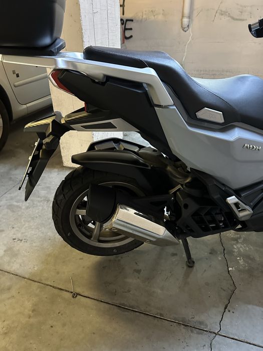 Sym adx 125 scooter