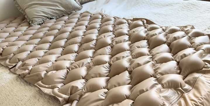 Матрас пртипролижневий з компрессором насос