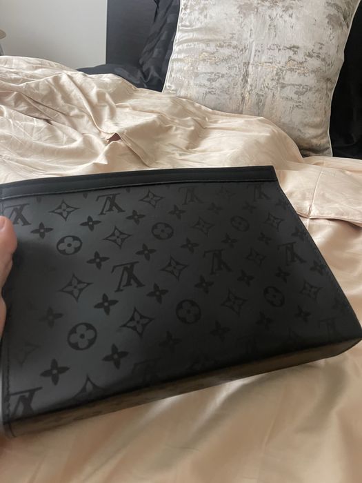 Pochete Voyage Louis Vuitton NOVA