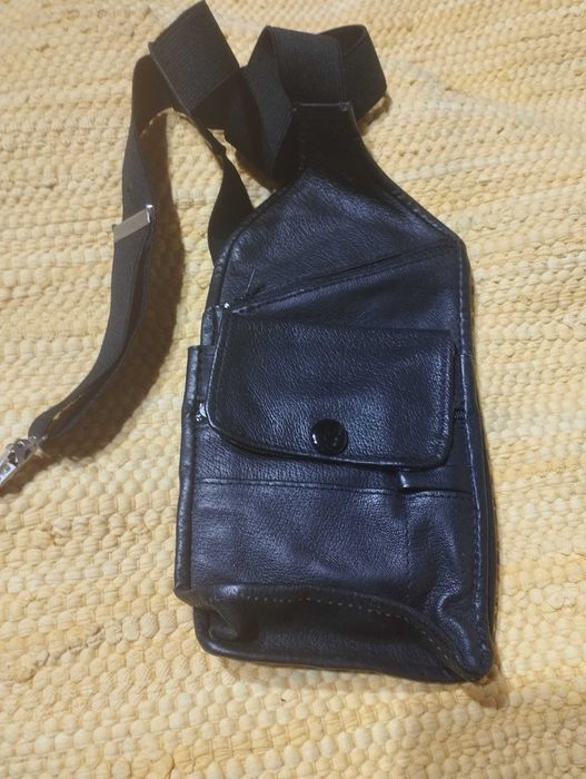 Saszetka męska na szelkach