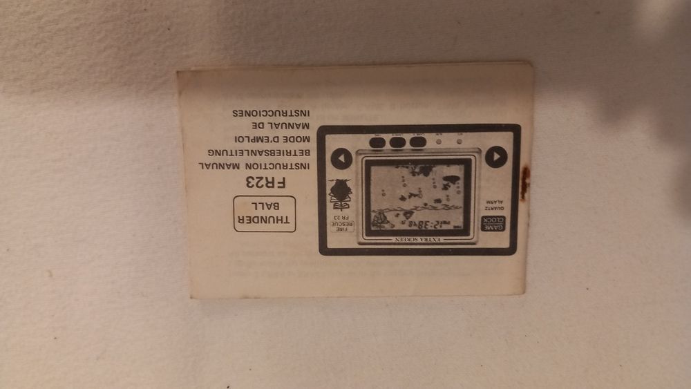 Consola de jogos portátil Tronica Thunder Ball FR-23 de 1982.