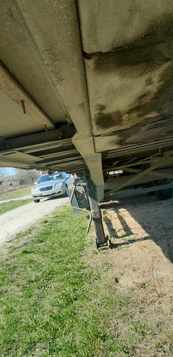 Naczepa firanka Schmitz