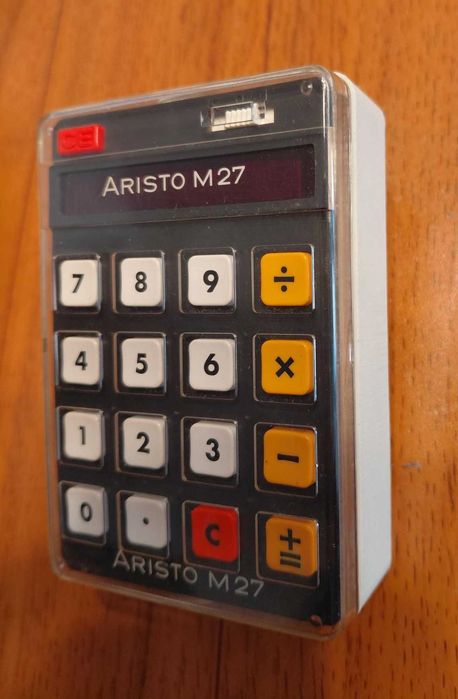 Calculadora Aristo M27