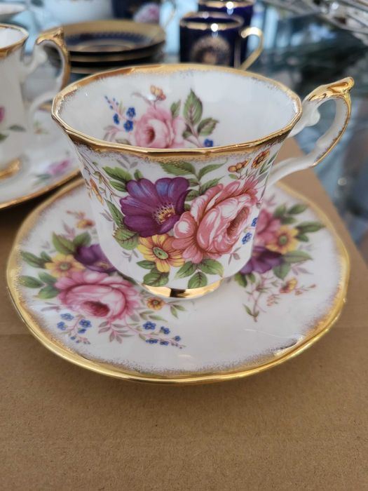 Conjunto Chávenas Flores - Elizabethan