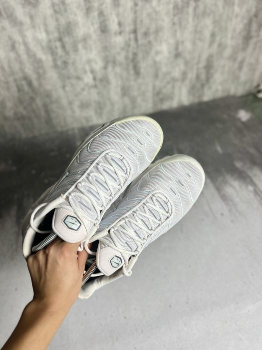 Кросівки чоловічі Nike Air Max Plus TN 44.5(28.5)