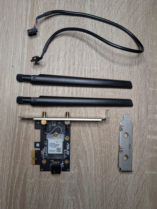 ASUS PCE-AXE5400 WiFi 6E / Bluetooth 5.2 PCI-E