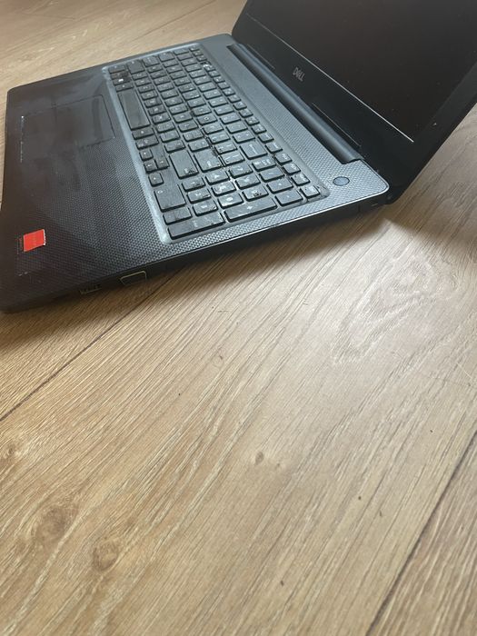 Dell Vostro 3581 15.6" | i3 / SSD / Radeon | Zadbany, gotowy do pracy