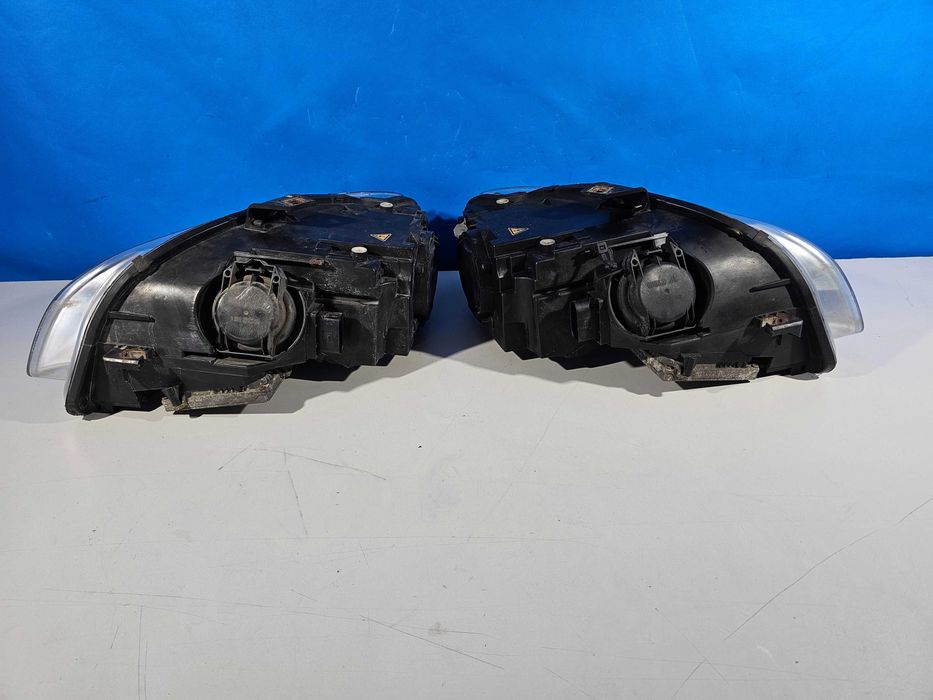 Audi A4 B7 Lampy Przód Przednie Bi-Xenon Komplet Lewa + Prawa EU Ładne