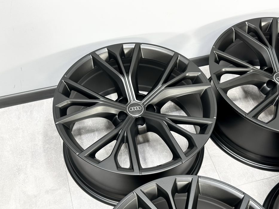 Оригінальні диски Audi Q8, SQ8 5х112 R21. 4M8601025S