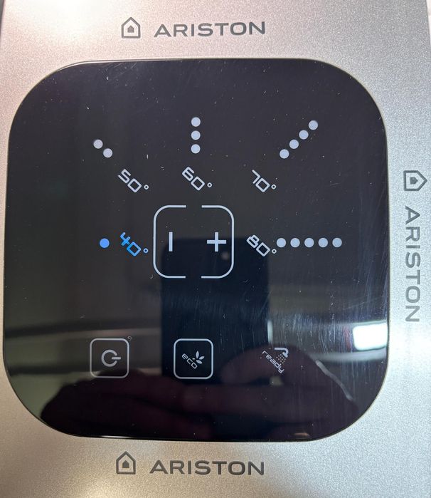 Bojler podgrzewacz wody Ariston Velis 50 VLS EVO 50 EU stelaż 50litrow