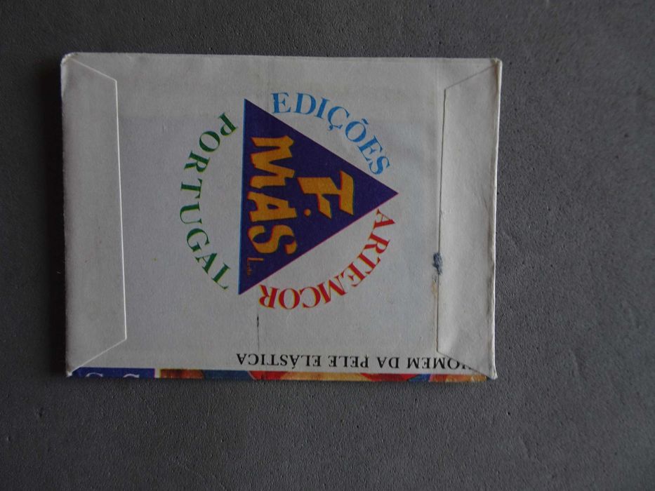 Carteira de cromos fechada É Incrível!.. Mas certo