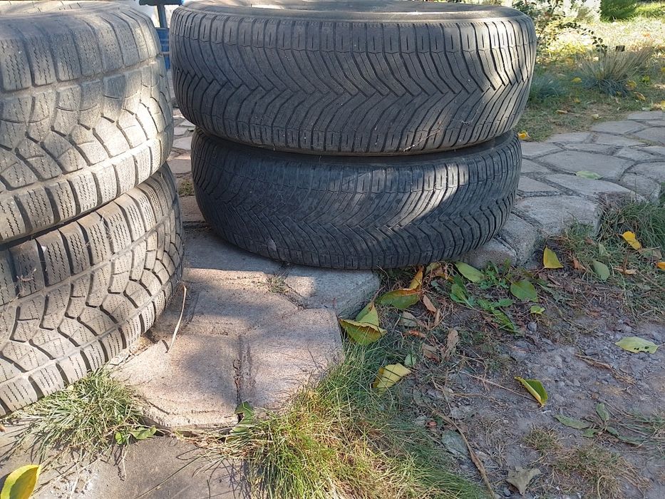 215 70 16 зимова