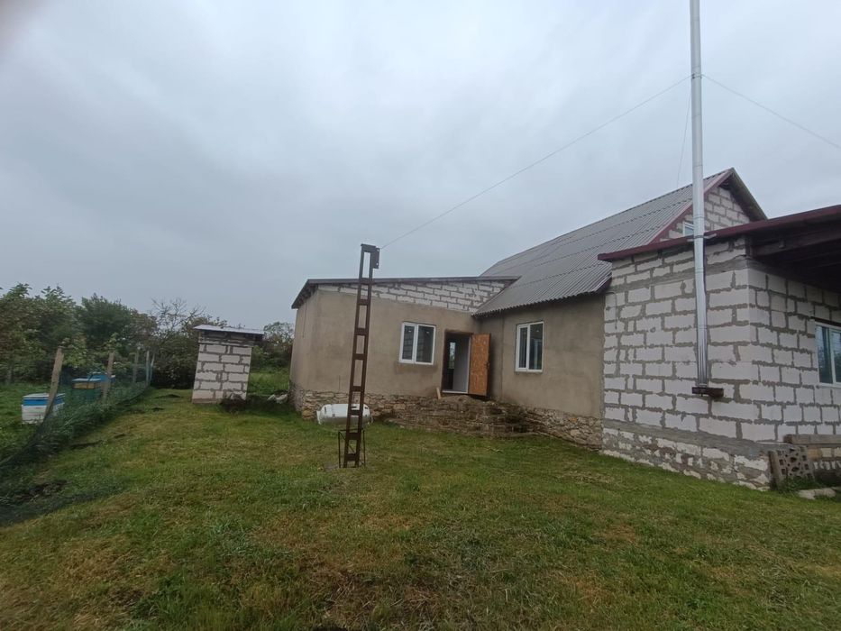 Продам будинок в Роздільній. Можна за сертифікатом (223-984)