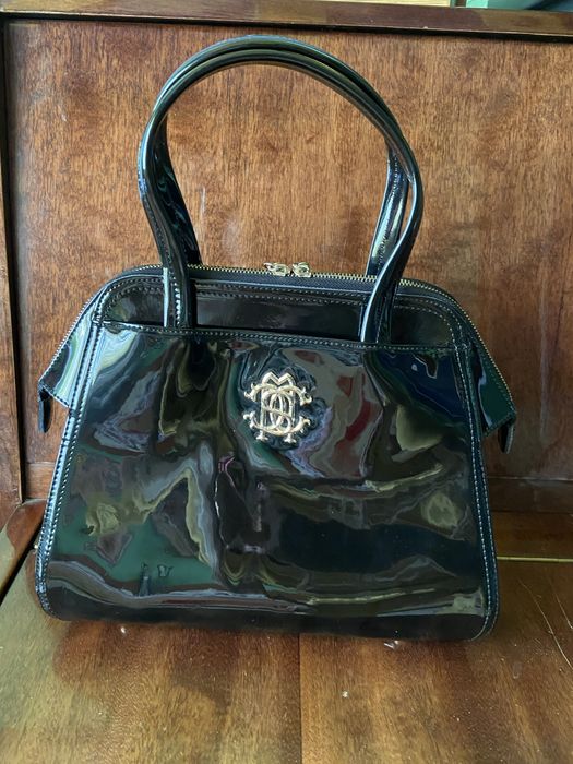 Продам НОВУЮ СУМКУ из натуральной лаковой кожи