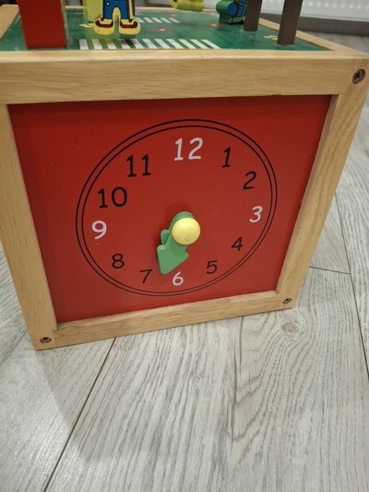 Продам бізікуб .