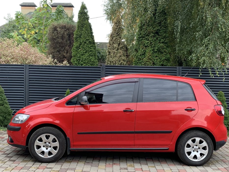 Volkswagen golf plus 2008 бензин 1,6