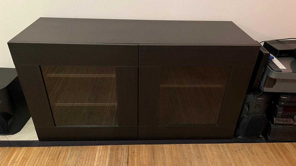 Estante/ armário  Besta (2 portas com vidro)