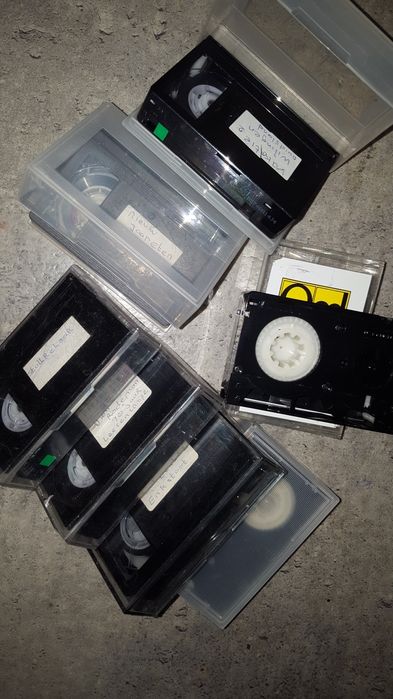 Kasety do kamer VHS-C. Cena za 3 szt VHS-C !